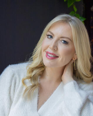 Headshot of Claire Williams