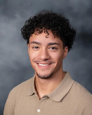 Headshot of Benjamin Torres