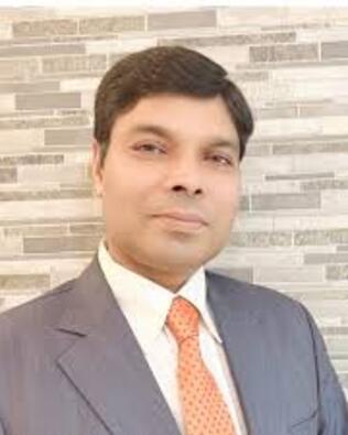 Headshot of Shahzad Faisal