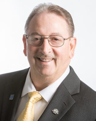 Headshot of Mark Deubel