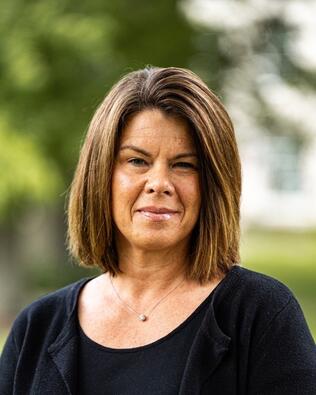 Headshot of Stephanie Wittenrich