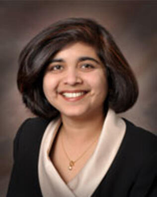 Headshot of Mrunal Deshmukh
