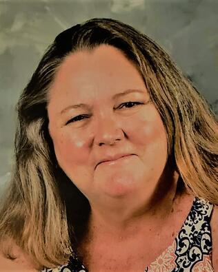 Headshot of Hope Perry