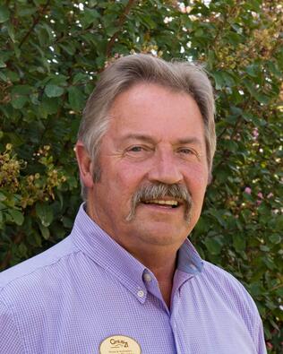 Headshot of Robert Stanley