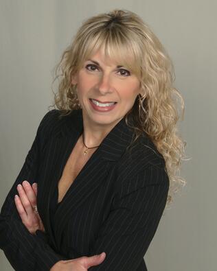 Headshot of Pamela Luiz