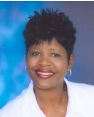 Headshot of Gwendolyn Huff