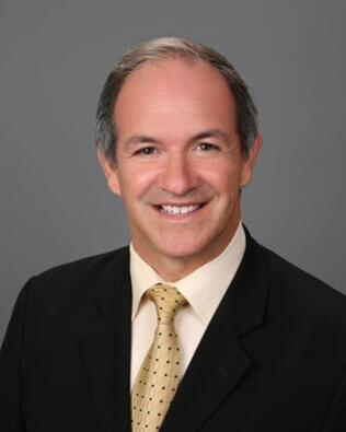 Headshot of Frank Del Castillo