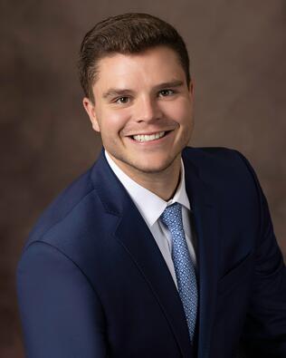 Headshot of Logan Hetherington