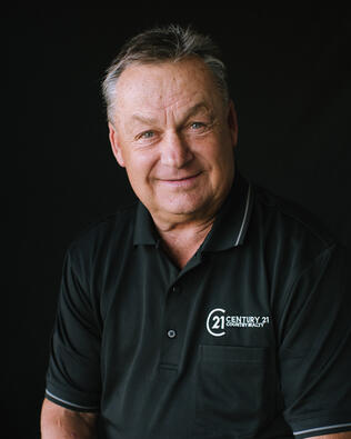 Headshot of Kent Olsen