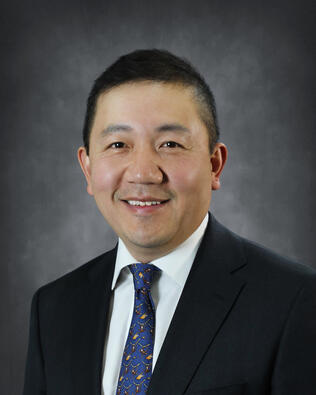 Headshot of Peter Yi