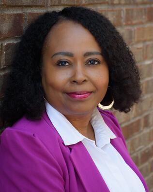 Headshot of Theresa Davis