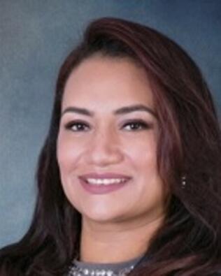 Headshot of Ivelisse Medina
