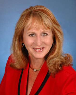 Headshot of Cheryl Ponto