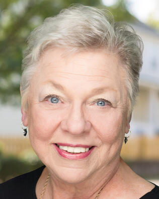 Headshot of Denise Kempton