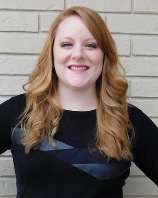 Headshot of Glory Thompson