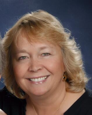 Headshot of Diana Benson