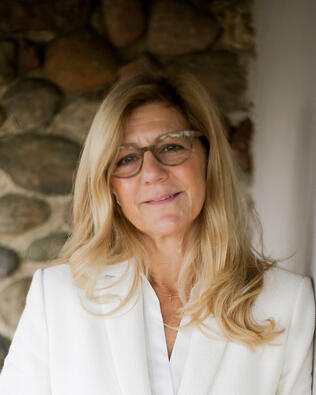 Headshot of Norma Walling