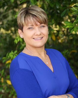 Headshot of Denise Jones