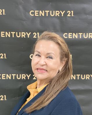 Headshot of Maria Acosta
