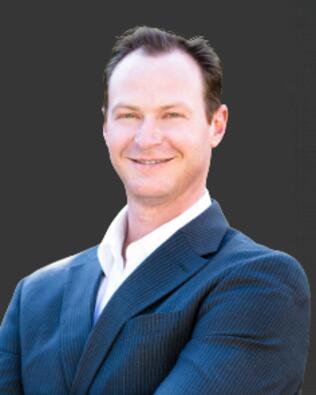 Headshot of Benjamin Kobetz
