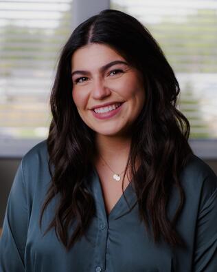 Headshot of Victoria Hilse