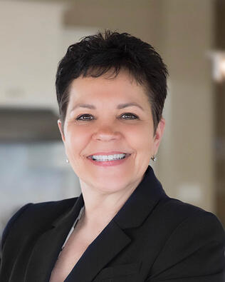 Headshot of Kerri Walker