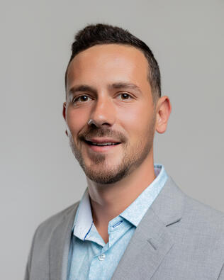 Headshot of Josh Gilson