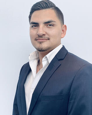 Headshot of Jonathan Moreno