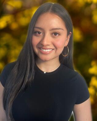 Headshot of Shirley Robles