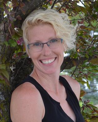 Headshot of Alison Claybon