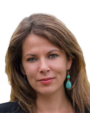 Headshot of Tracy Mettier