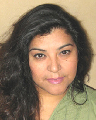 Headshot of Debs Ochoa