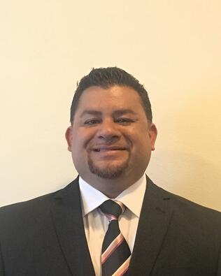 Headshot of David Lacayo