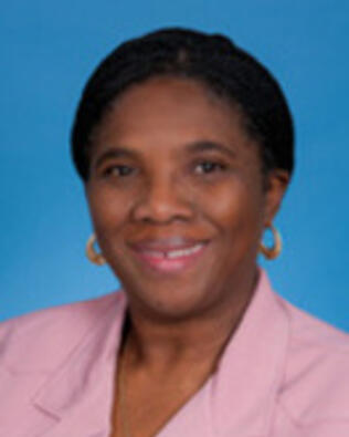 Headshot of Eileen Edmondson