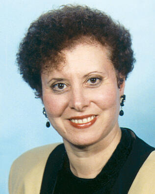 Headshot of Diane Di Paolo Buckley