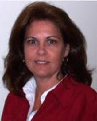 Headshot of Cheryl Scutt