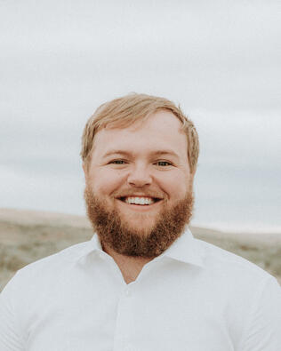 Headshot of Colton Vining