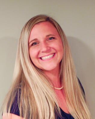 Headshot of Samantha Lipp