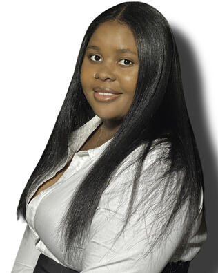 Headshot of Arrionna Williams