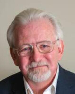 Headshot of Robert Kinch