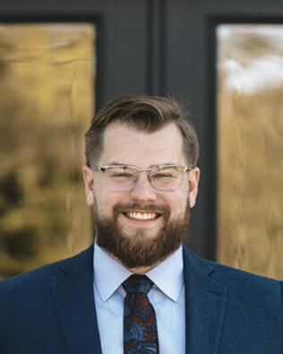 Headshot of Casey Houser