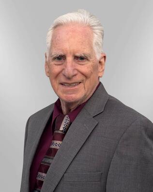 Headshot of Paul Thompson