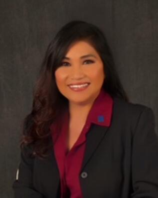 Headshot of Tess Escano