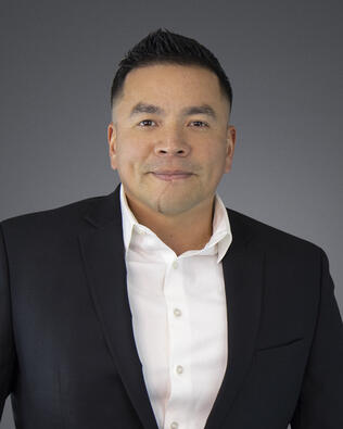Headshot of Alonso Reyes
