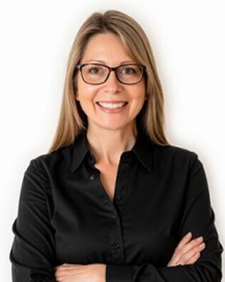 Headshot of Katherine Parizek
