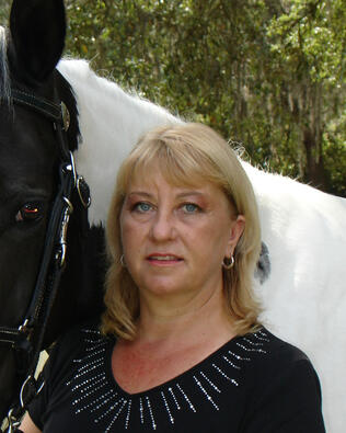 Headshot of Paula Frenette