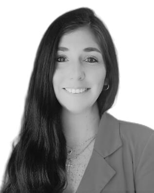 Headshot of Danielle Passarelli