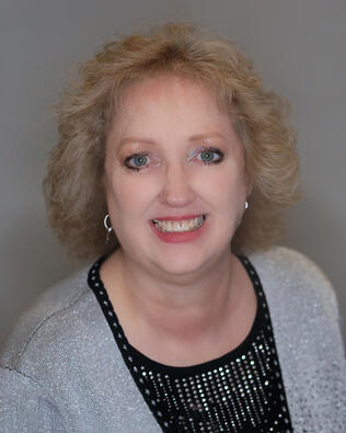 Headshot of Jamie Dusthimer