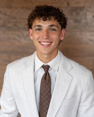 Headshot of Tipton Davis