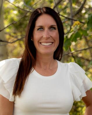 Headshot of Samantha Marquis